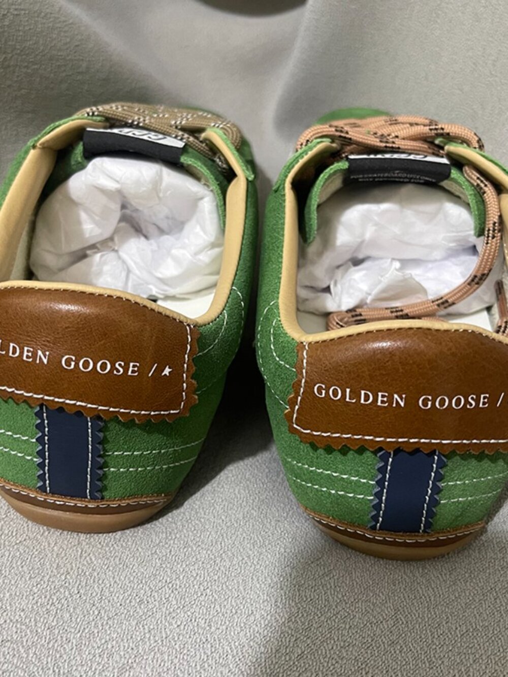 Golden Goose True Star Sneakers - Picture 5 of 6